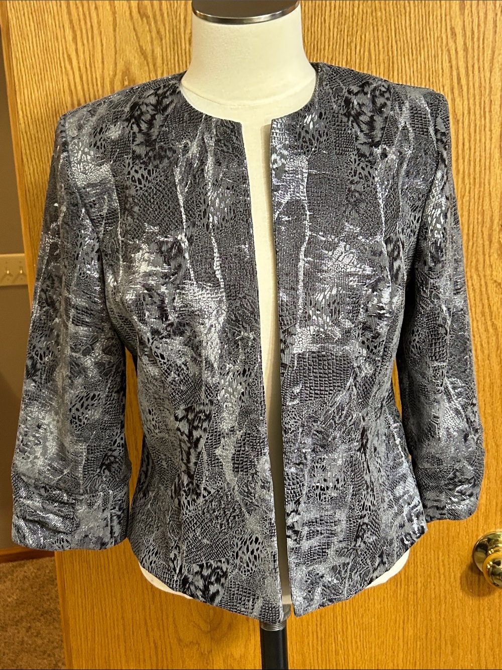 Dressbarn Jacket Metallic Silver Gray Snakeskin Open Front 3/4 Sleeve medium
